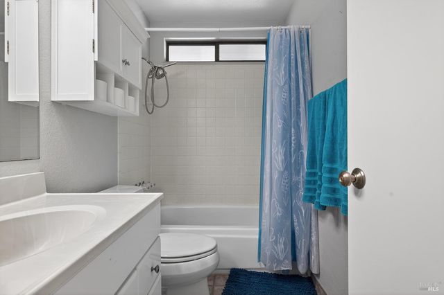 5410 Corbett Cir, Santa Rosa, CA 95403