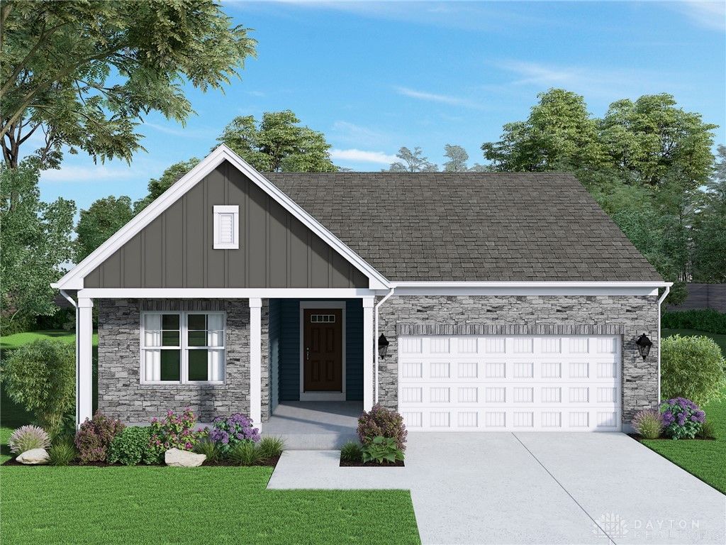739 W Arlington Drive, Trenton, OH 45067