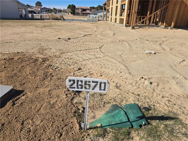 26570 Spar Lane, Helendale, CA 92342