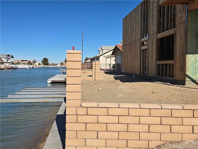 26570 Spar Lane, Helendale, CA 92342