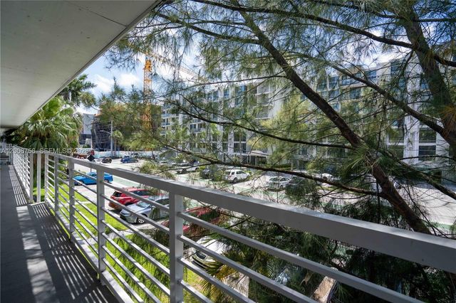 1185 98th St 10, Bay Harbor Islands, FL 33154