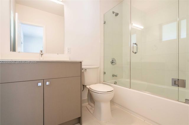 1185 98th St 10, Bay Harbor Islands, FL 33154