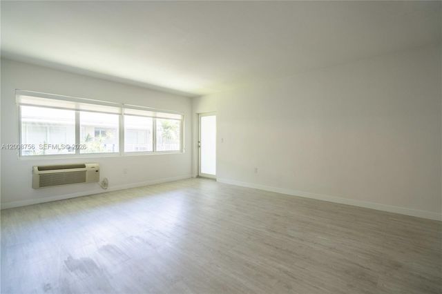 1185 98th St 10, Bay Harbor Islands, FL 33154