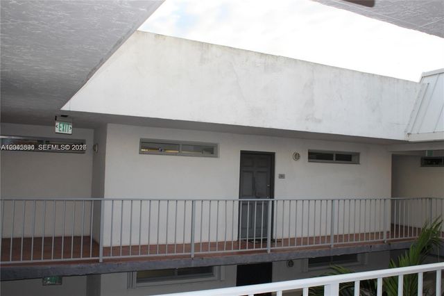700 NE 63rd Street DPH7, Miami, FL 33138