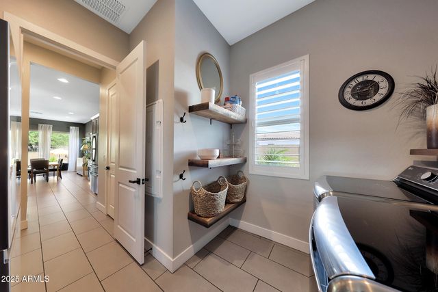 2028 E CHAMA Drive, Phoenix, AZ 85024