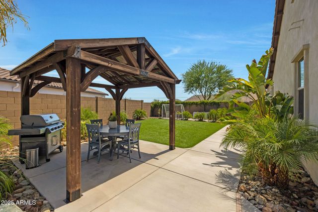 2028 E CHAMA Drive, Phoenix, AZ 85024