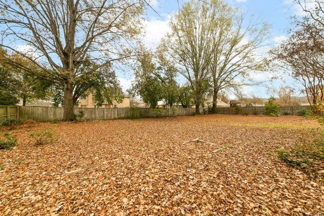 1715 Royal Drive, Conway, AR 72034
