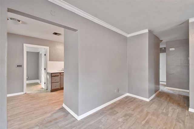 1921 W STATE STREET, Tampa, FL 33606