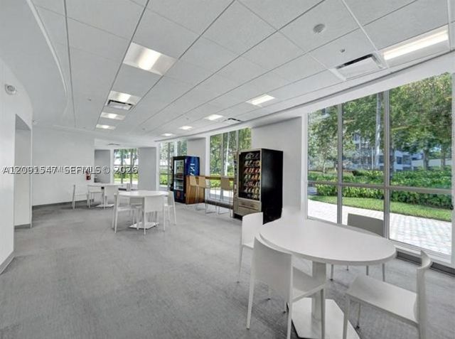 600 Three Islands Blvd 616, Hallandale Beach, FL 33009
