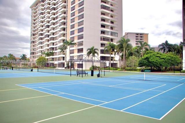 600 Three Islands Blvd 616, Hallandale Beach, FL 33009