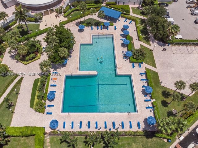 600 Three Islands Blvd 616, Hallandale Beach, FL 33009