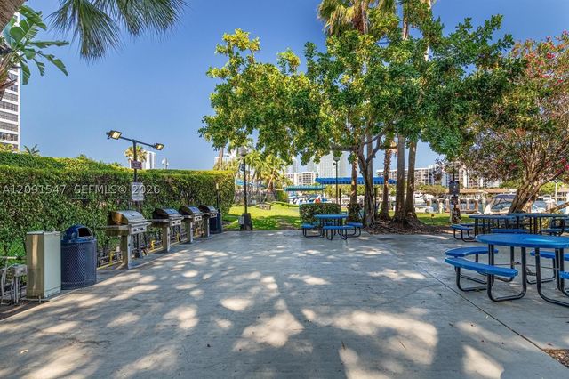 600 Three Islands Blvd 616, Hallandale Beach, FL 33009