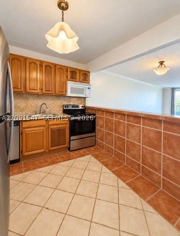 600 Three Islands Blvd 616, Hallandale Beach, FL 33009