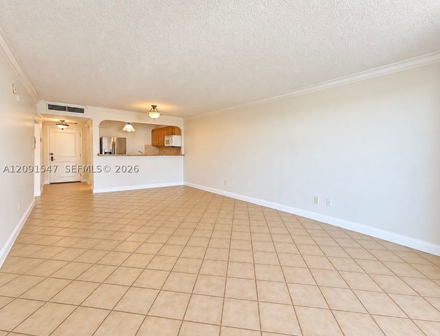 600 Three Islands Blvd 616, Hallandale Beach, FL 33009