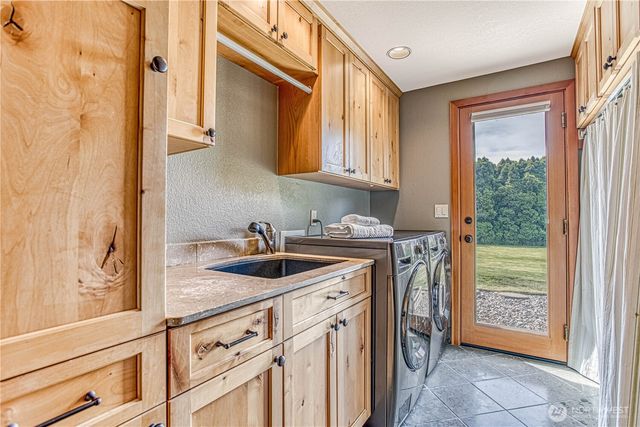 423 Lombard Lane, Wenatchee, WA 98801