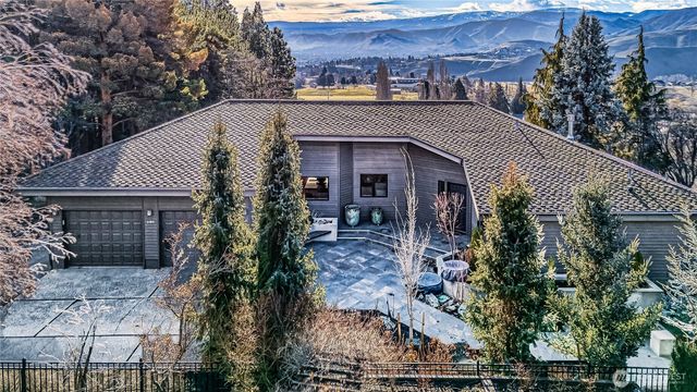 423 Lombard Lane, Wenatchee, WA 98801