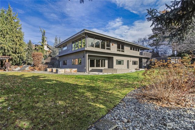 423 Lombard Lane, Wenatchee, WA 98801