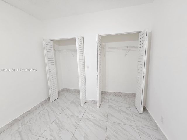 14835 SW 138th Ter 1, Miami, FL 33196