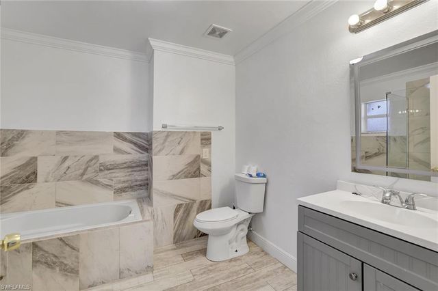 4090 32nd AVE SE, Naples, FL 34117