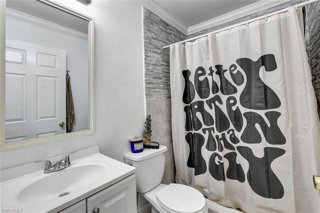 4090 32nd AVE SE, Naples, FL 34117