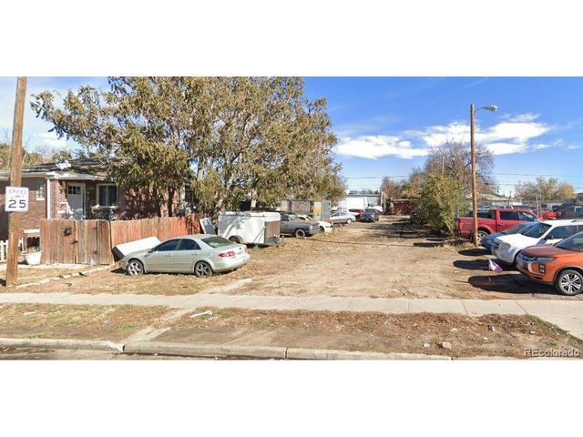 1548 Chester St, Aurora, CO 80010