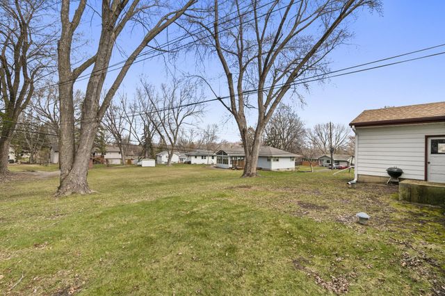 2142 Rice Creek Road, New Brighton, MN 55112