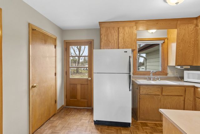 2142 Rice Creek Road, New Brighton, MN 55112