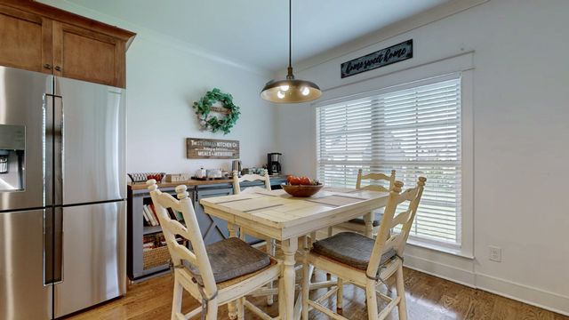 5709 Iverson Dr, Murfreesboro, TN 37127