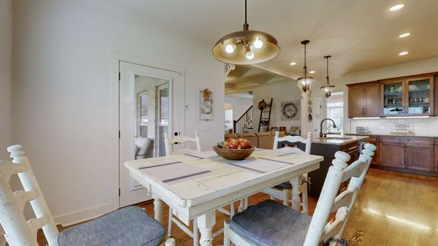 5709 Iverson Dr, Murfreesboro, TN 37127