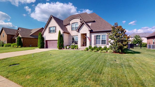5709 Iverson Dr, Murfreesboro, TN 37127