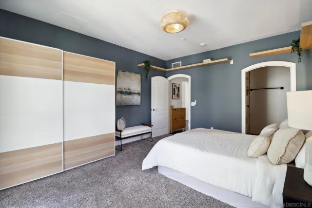 550 Park Blvd 2501, San Diego, CA 92101