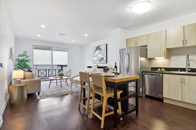 550 Park Blvd 2501, San Diego, CA 92101