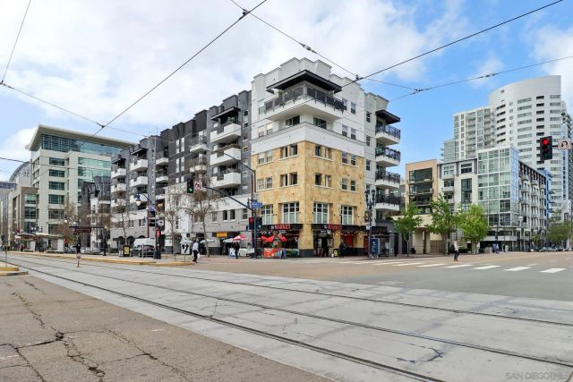 550 Park Blvd 2501, San Diego, CA 92101