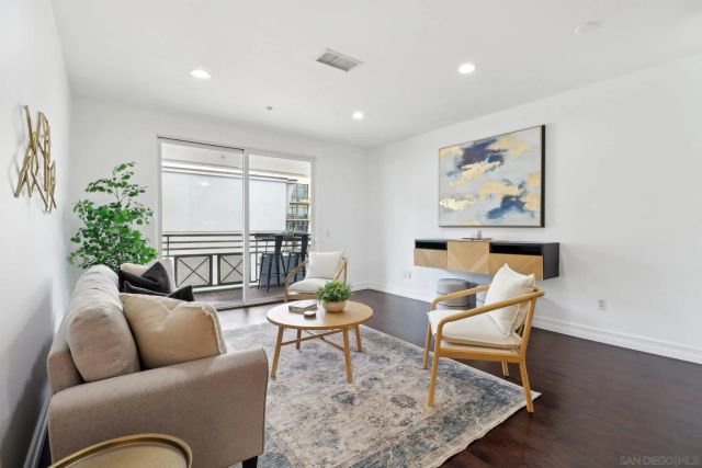 550 Park Blvd 2501, San Diego, CA 92101