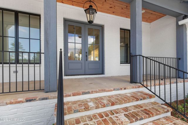 111 Eastwick Drive, Madison, MS 39110