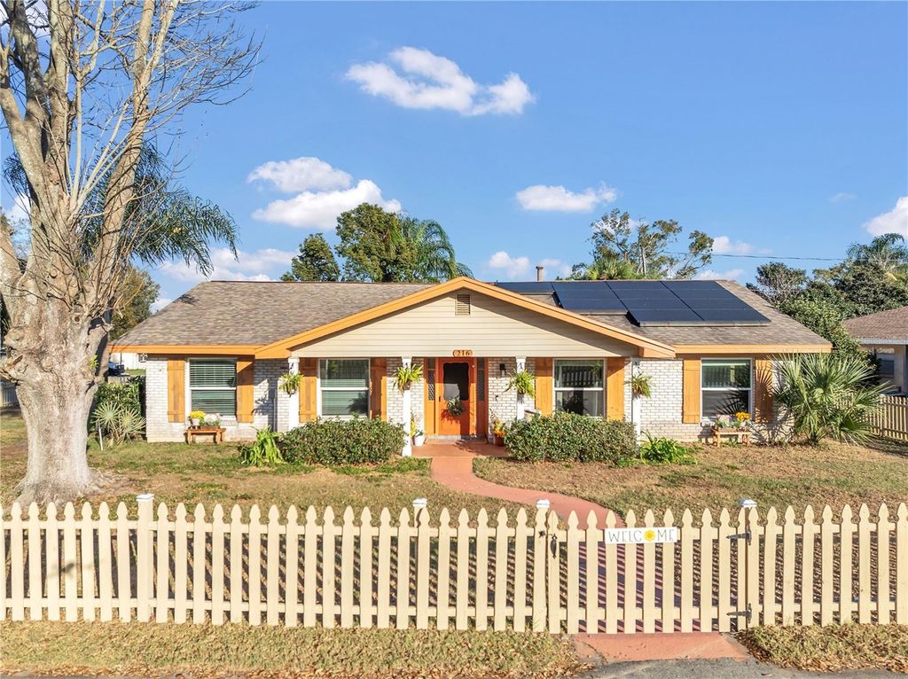 216 SHELLEY DRIVE, Winter Haven, FL 33884