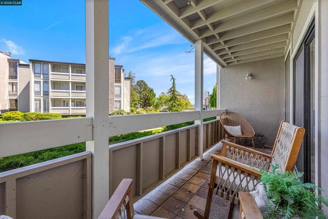 1171 Compass Ln 113, Foster City, CA 94404