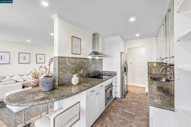 1171 Compass Ln 113, Foster City, CA 94404