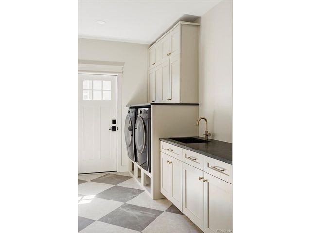 3310 S Pennsylvania St, Englewood, CO 80113