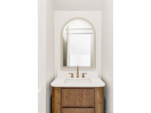 3310 S Pennsylvania St, Englewood, CO 80113