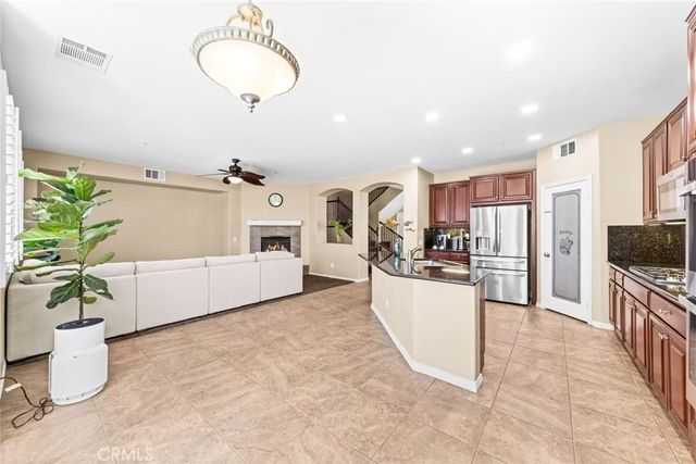 16425 Basswood, Fontana, CA 92336