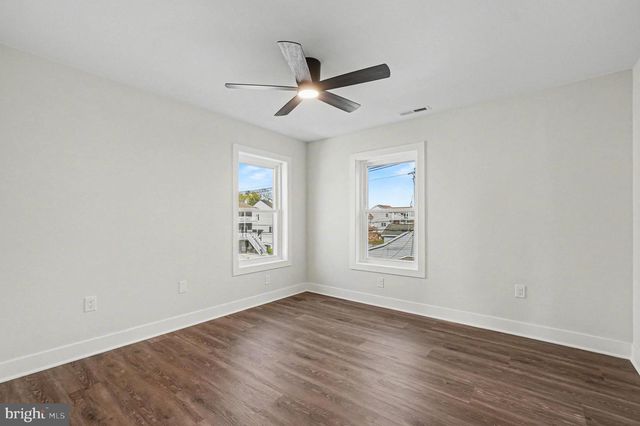 9108 HINTON AVE, Sparrows Point, MD 21219