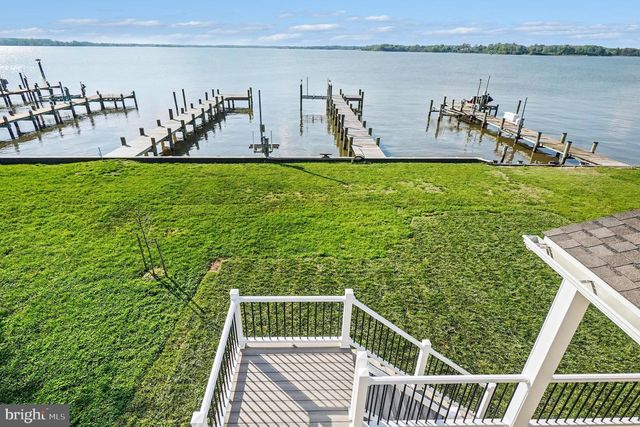 9108 HINTON AVE, Sparrows Point, MD 21219