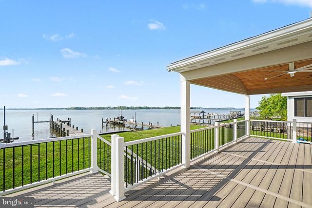 9108 HINTON AVE, Sparrows Point, MD 21219