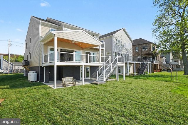 9108 HINTON AVE, Sparrows Point, MD 21219