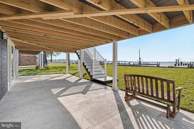 9108 HINTON AVE, Sparrows Point, MD 21219