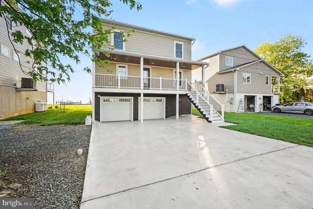 9108 HINTON AVE, Sparrows Point, MD 21219