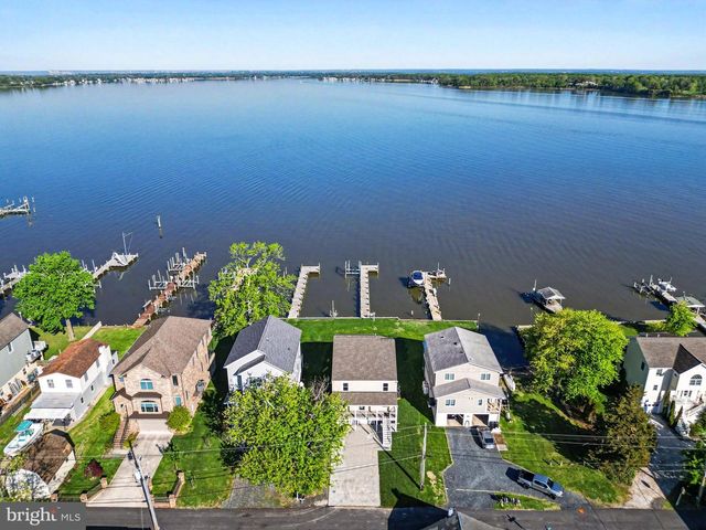 9108 HINTON AVE, Sparrows Point, MD 21219