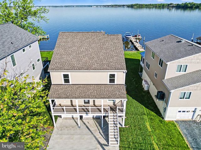 9108 HINTON AVE, Sparrows Point, MD 21219