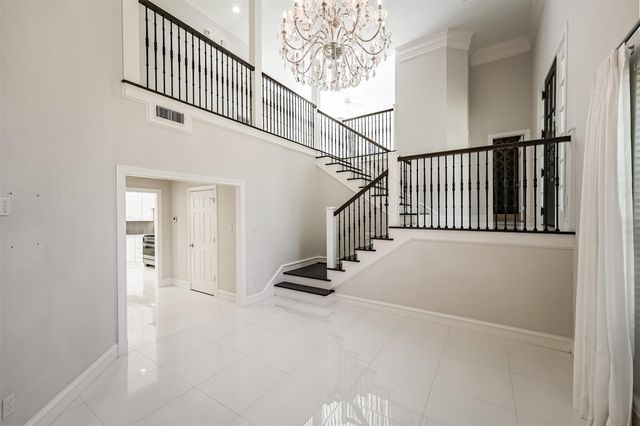 207 Victoria Way, Friendswood, TX 77546